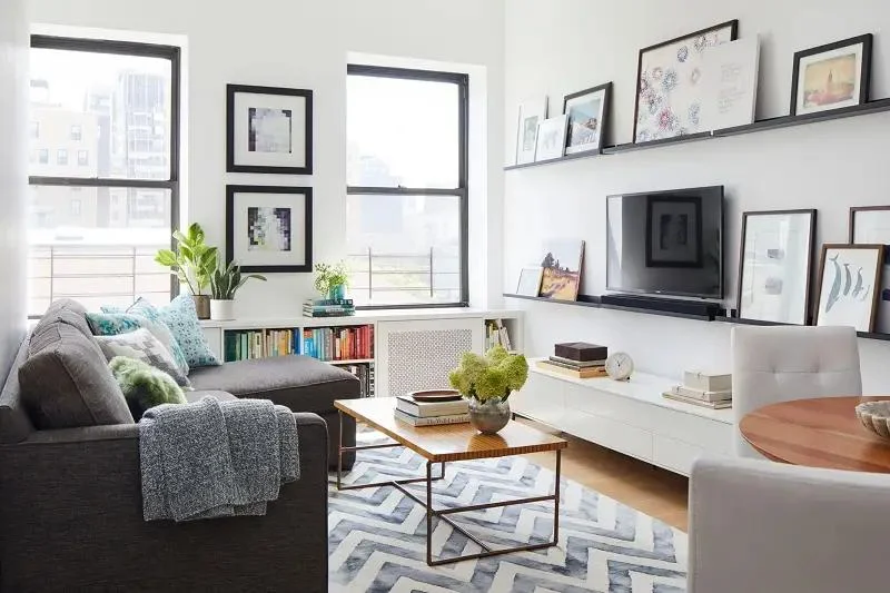 Artsy Living Room Decor Ideas and Personal Touch